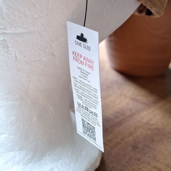 Topshop Suedette sherpa mix Cap in Beige fuzzy brim - Picture 6 of 10